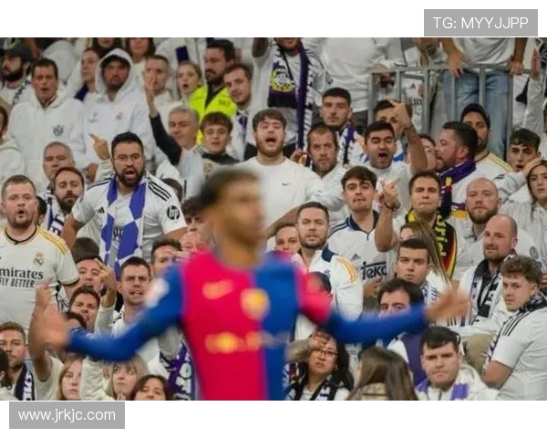 皇马巴萨再度激战 世界足坛最强对决引爆全场激情 皇马巴萨再度激战 世界足坛最强对决引爆全场激情