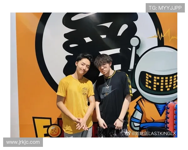 南京街舞队与杭州街舞队的耐力较量赛后分析与总结