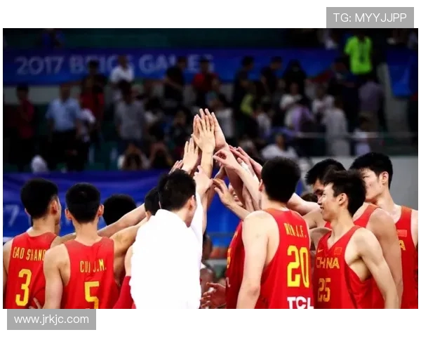 武汉篮球队在世界杯预选赛积分榜上以86分稳居第一名展现强劲实力