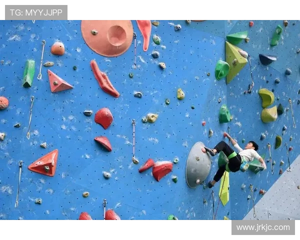重庆攀岩队的技术揭秘与训练心得分享攀岩爱好者必读的实用指南